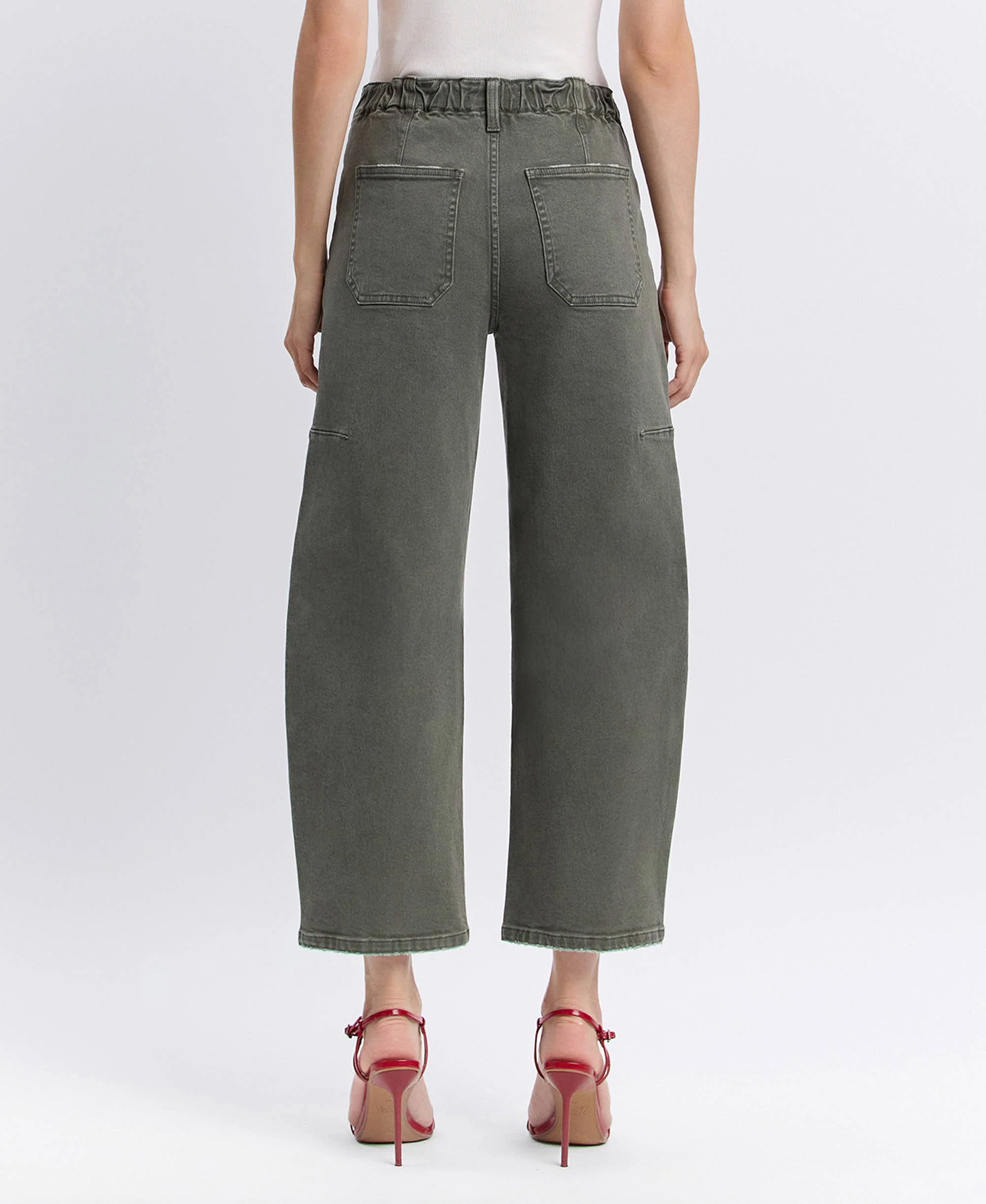 The High Rise Elastic Band Barrel Jean - Image 11